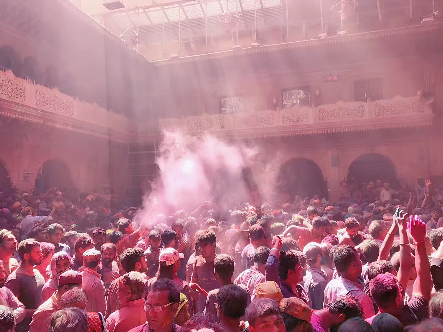 粉饰场面，揭秘生肖背后的智慧与寓意