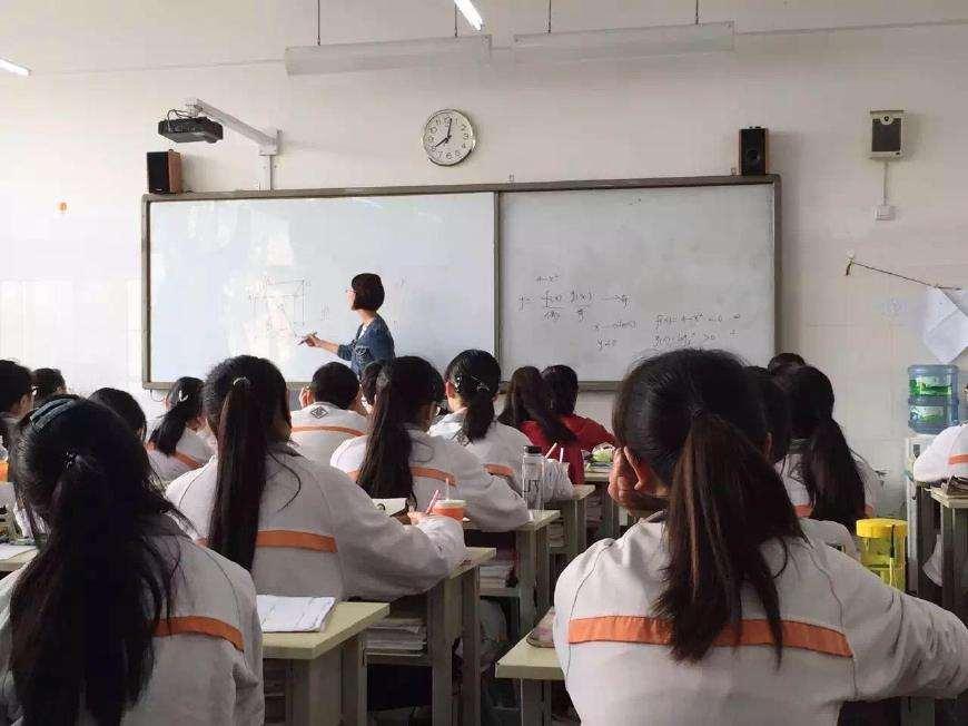 伺候人的生肖,传统与新型作答的融合 伺候人的生肖,传统与新型作答的融合