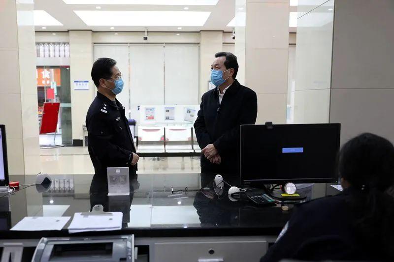 一表人才打一正确生肖，积极解释落实