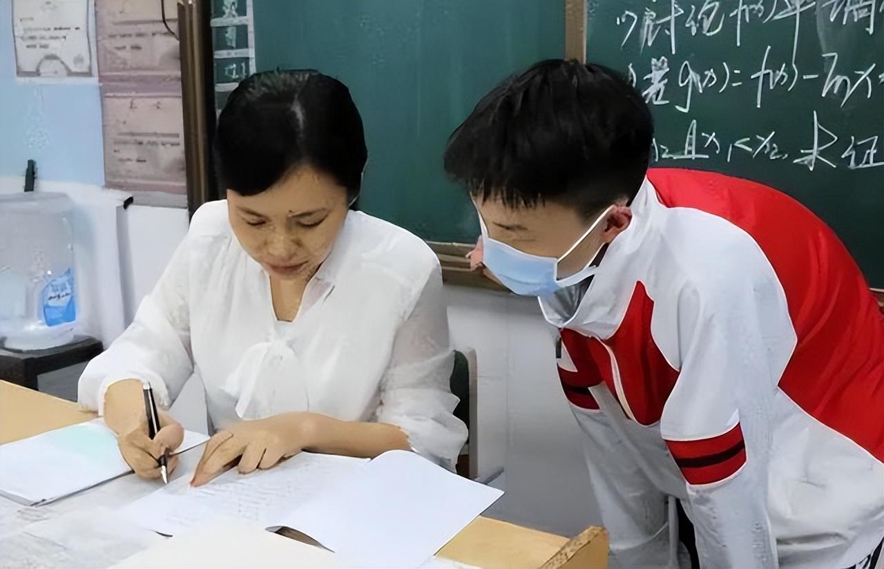 突飞猛进打一生肖，选择解释落实