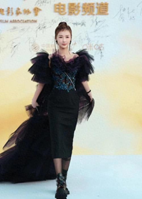 木金有钱两头找,生肖之谜的温馨解读 木金有钱两头找,生肖之谜的温馨解读