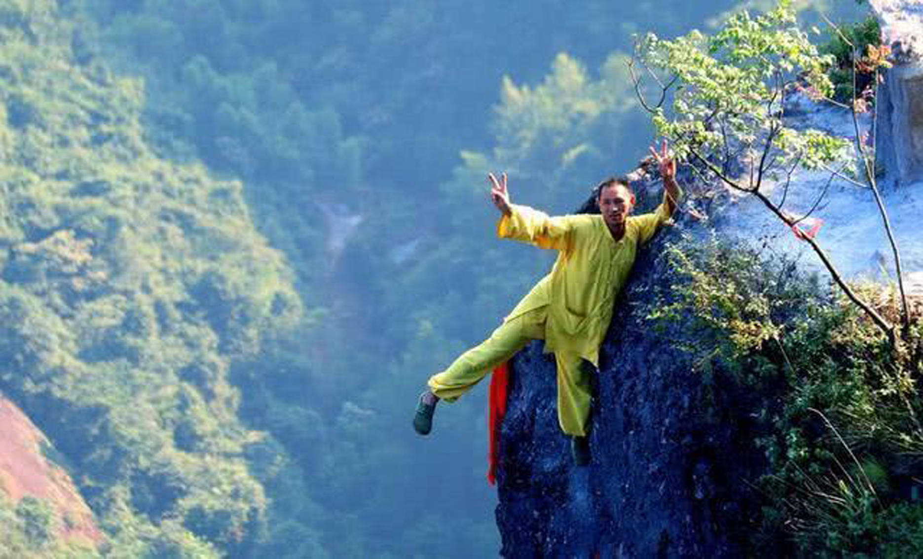 一龙独飞上九天，揭秘生肖之谜