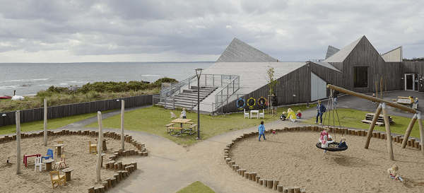 一砖一木筑高台，揭秘生肖之谜