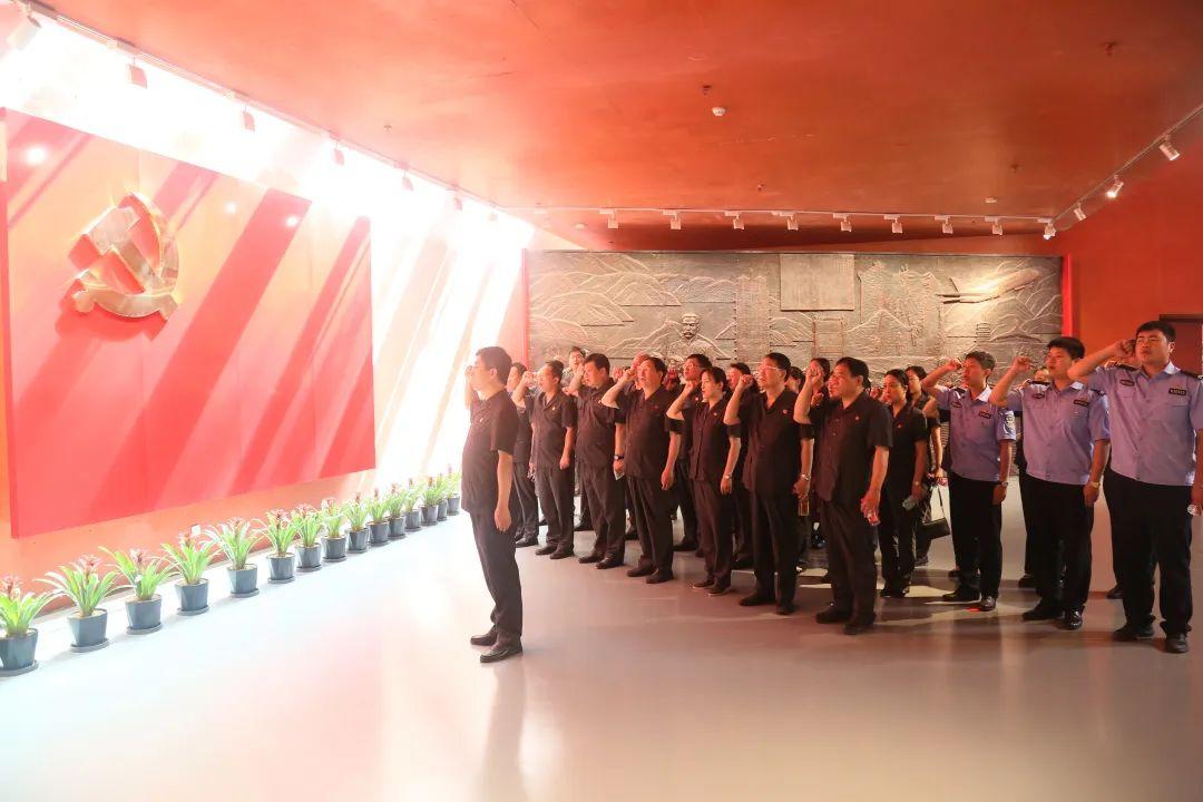 风雨同舟猜一生肖，无限解释落实