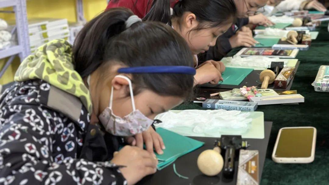 十二生肖中的童真之选，揭秘为何鼠生肖代表小孩子