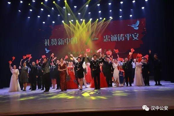 浮云游子日落西猜一动物，解释与落实的和谐共舞