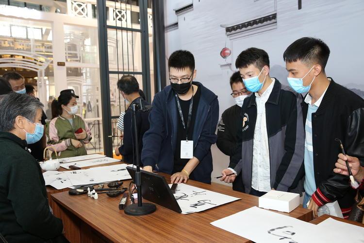 妙笔生花与生肖之谜，一场文化与信仰的奇妙邂逅