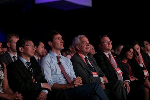 红色梅花三六九，一语中的猜动物