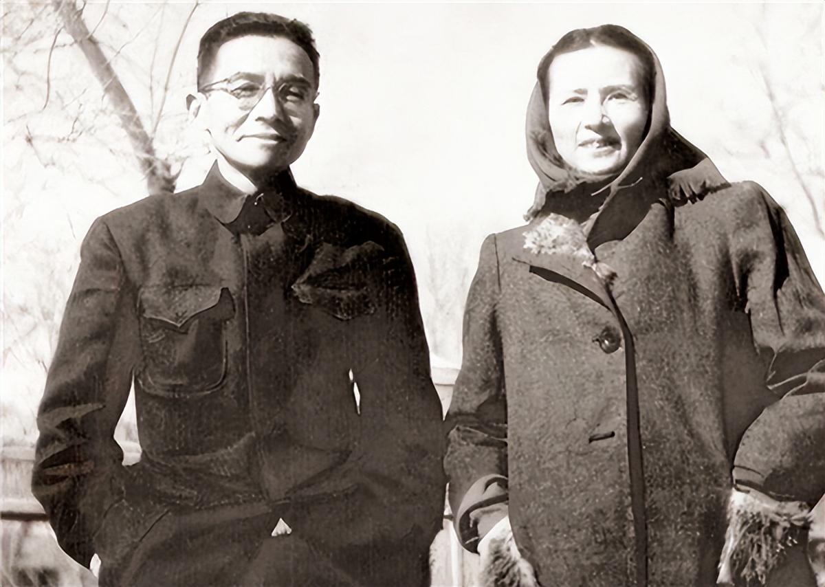 委曲求全，生肖中的隐忍与智慧—以蛇为例的实证解析