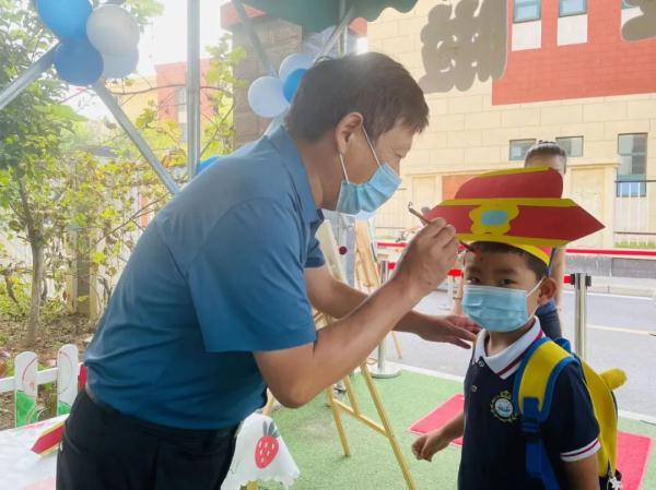 斩断旧念，迎接新生，一刀两断与生肖鼠的积极转变