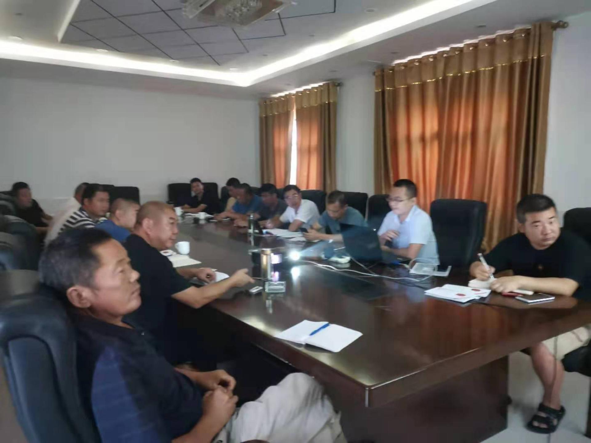 蛇为什么怕螳螂是指什么生肖?全面解析与落实 蛇为什么怕螳螂是指什么生肖?全面解析与落实