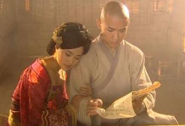 赤手空拳猜一最佳生肖，的不安分之选