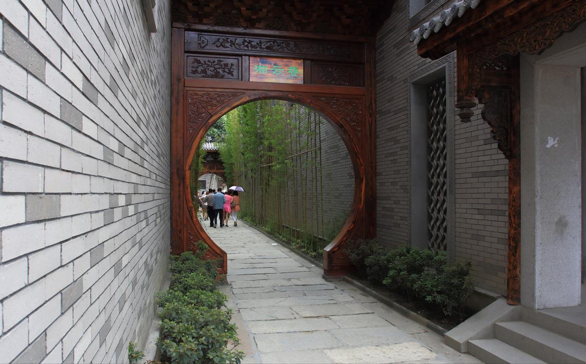 梦里水乡猜一生肖，详细作答落实解释