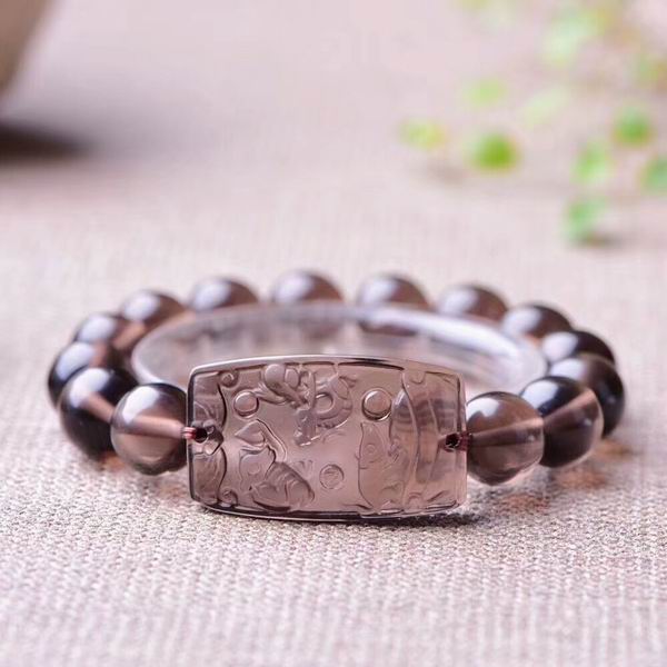 解析三合生肖手链佩戴讲究，精选解析与落实的详细结果