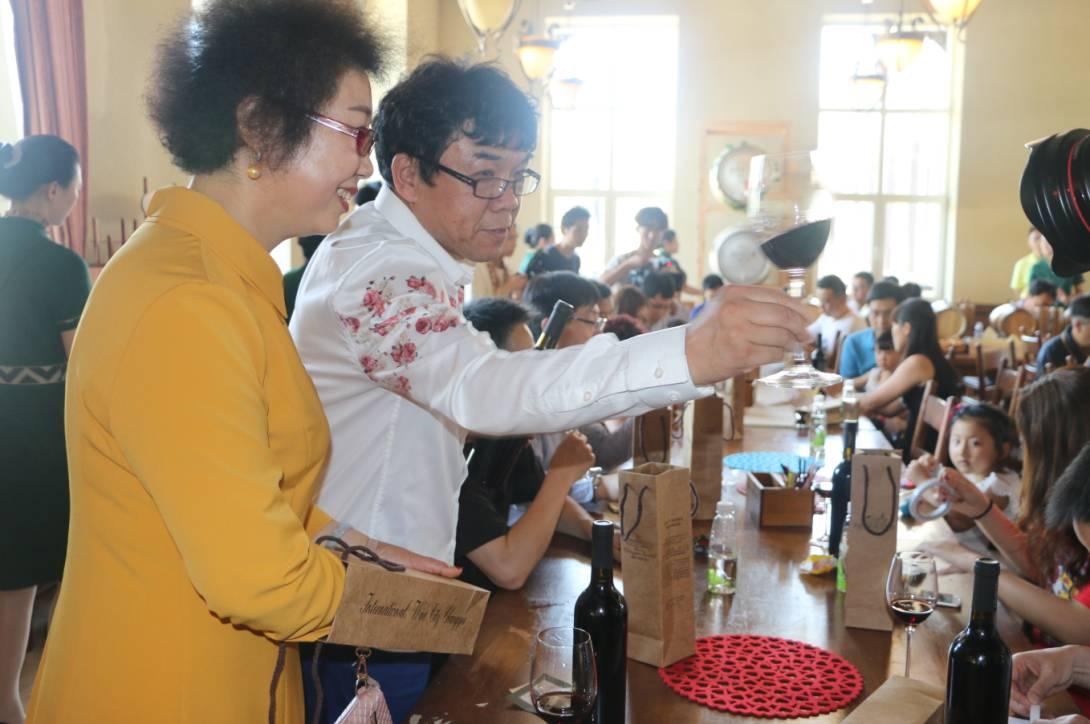 探秘美食与美酒的奇妙世界，揭秘猜一动物的趣味与网络解释的落实