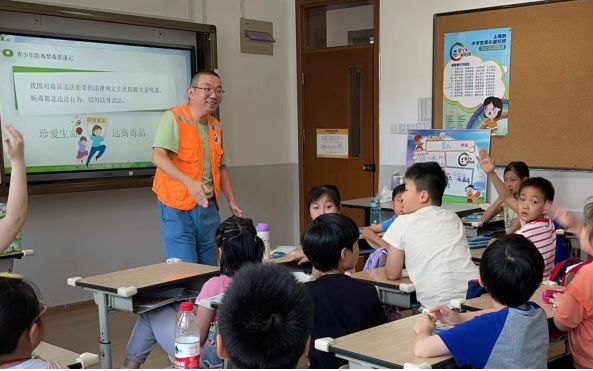 八仙过海猜一生肖，智慧与趣味的奇妙碰撞