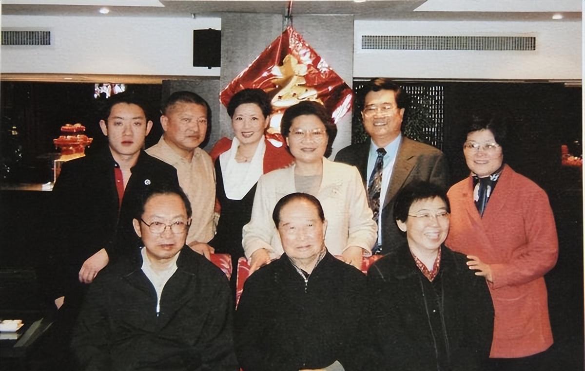 小康人家猜肖，社会进步的缩影与文化解析