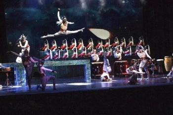 唇红齿白之谜，揭秘生肖背后的故事