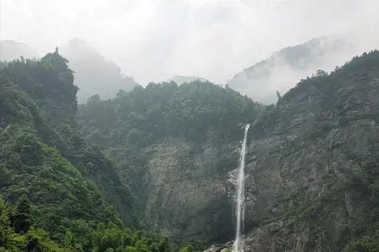 过江名士多如鲗，解密生肖之谜与文化传承