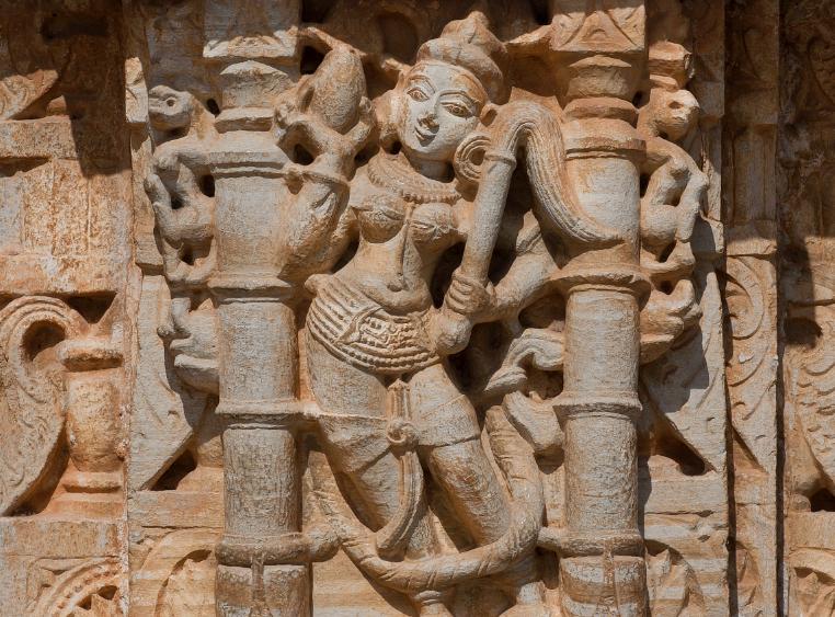 解析内人与生肖的关联，一场文化与语言的深度探索