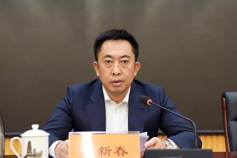 好汉做事好汉当猜一生肖，沉稳作答落实解释