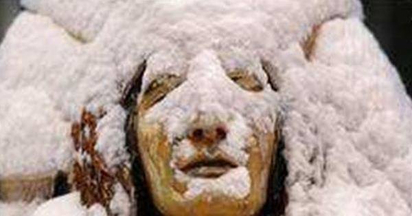 六月飞霜,揭秘背后的文化寓意与生肖之谜 六月飞霜,揭秘背后的文化寓意与生肖之谜