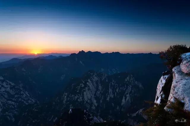 营营役役猜一动物?解释与落实的和谐共舞