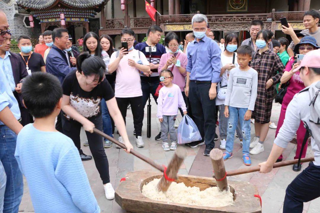 目光如豆猜一动物,一场趣味横生的民俗智慧游戏 目光如豆猜一动物,一场趣味横生的民俗智慧游戏