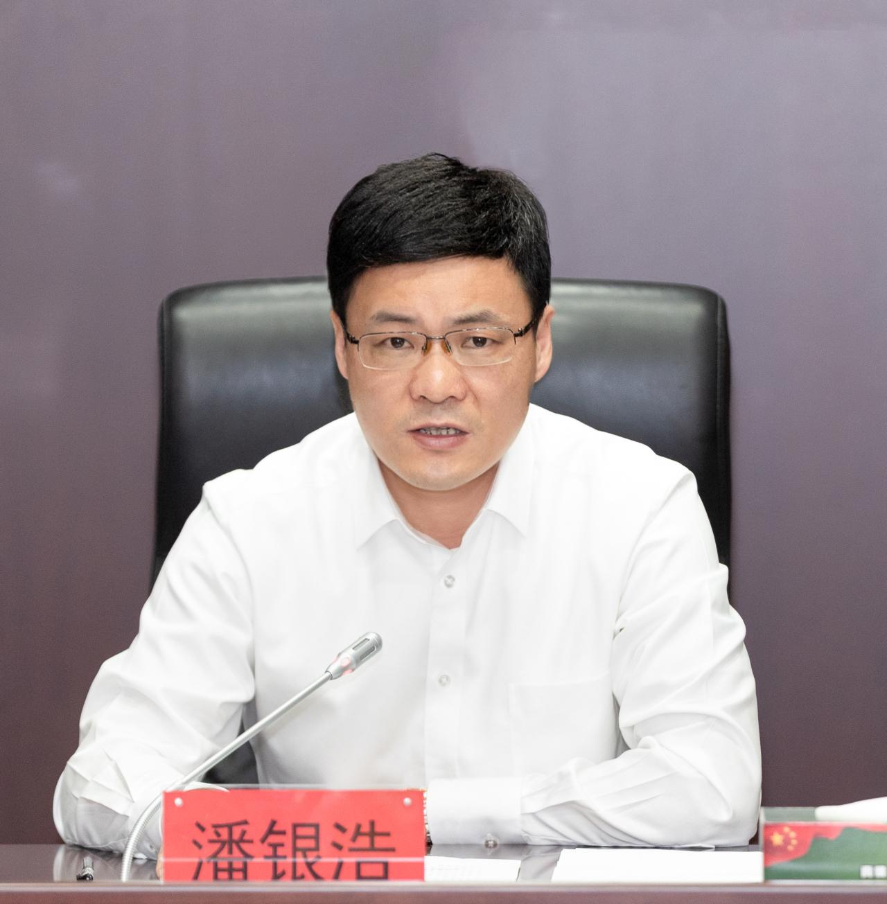 白云朵朵鸟飞来打一正确生肖，定量解释落实