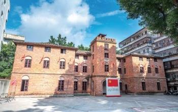 百合花与生肖的神秘联系，一场文化与自然的奇妙对话