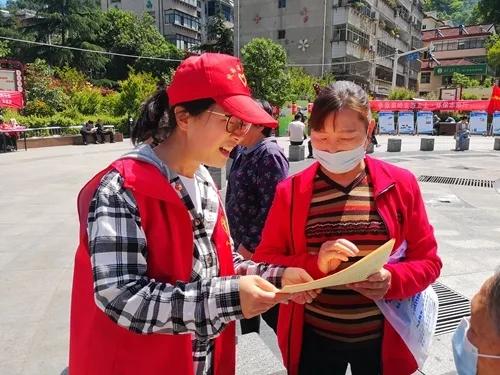 十二生肖护身符，团结、解释与落实的象征