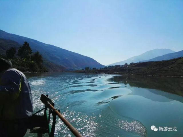 江水如蓝一片绿猜一生肖，词语的深层释义与文化解读