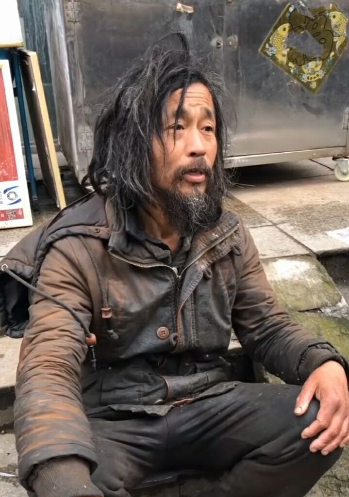 流浪汉与生肖的神秘联系，揭秘背后的文化寓意